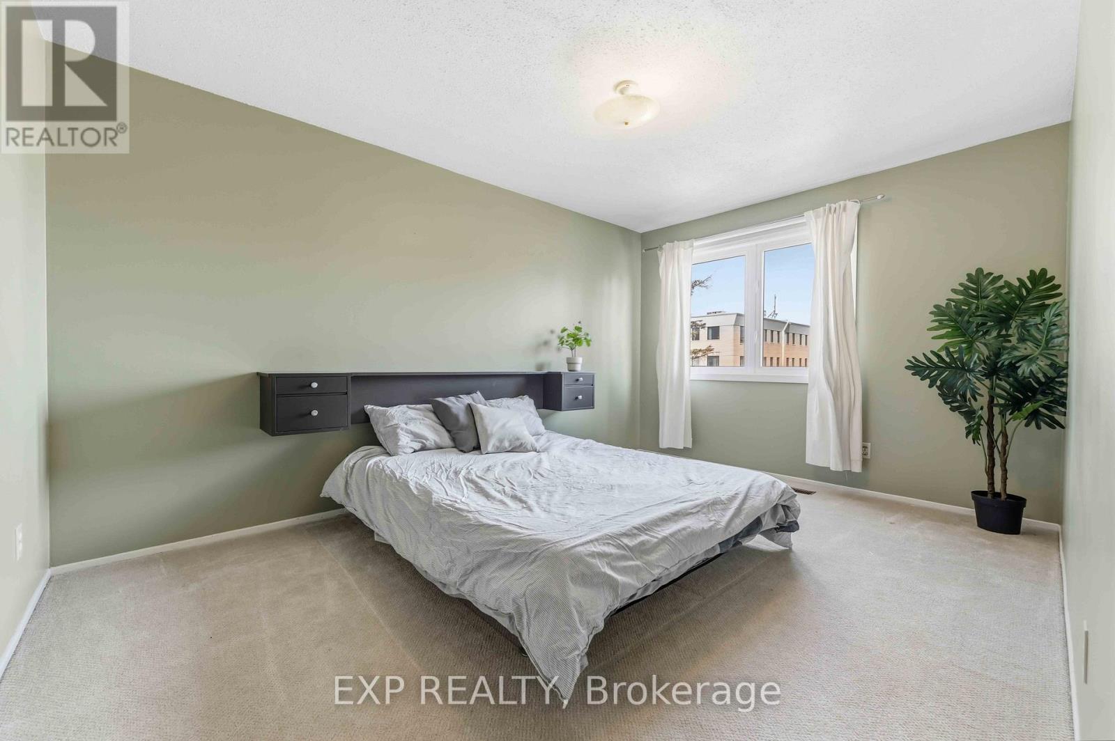 E - 1 Crestlea Crescent, Ottawa, Ontario  K2G 4N1 - Photo 23 - X12982110