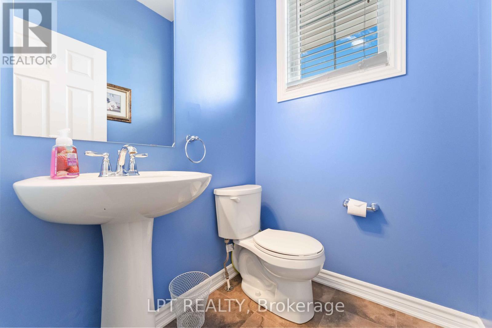 782 Maloja Way, Ottawa, Ontario  K2S 1B9 - Photo 10 - X12982218