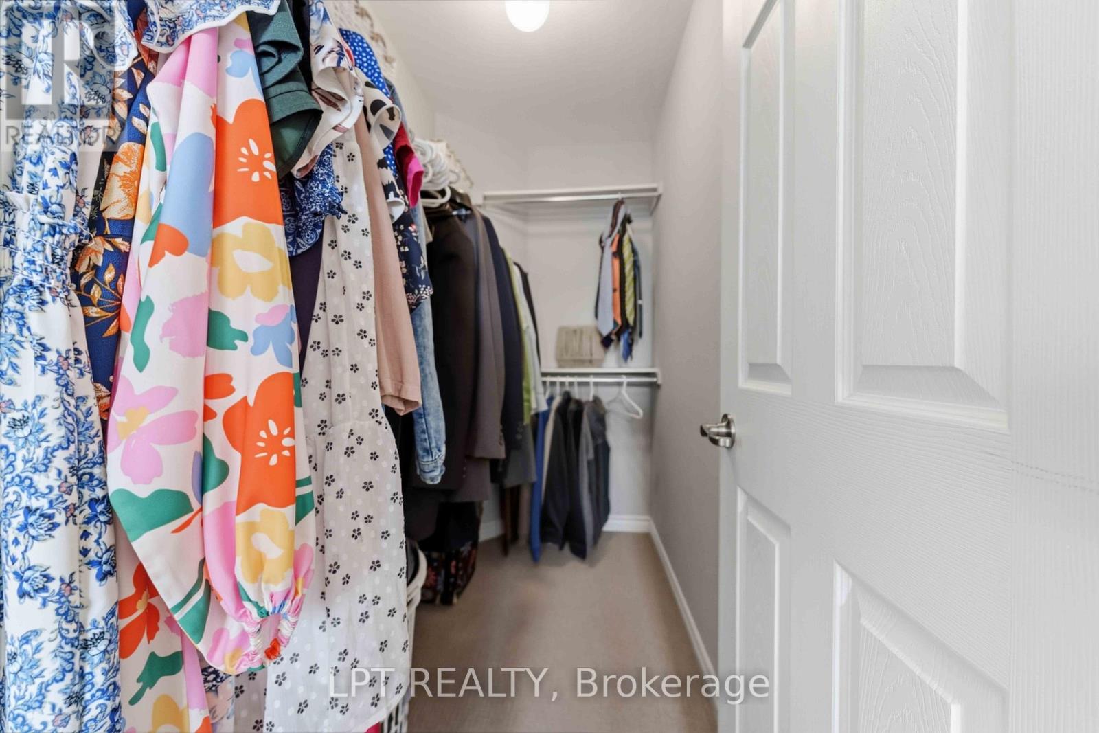 782 Maloja Way, Ottawa, Ontario  K2S 1B9 - Photo 15 - X12982218