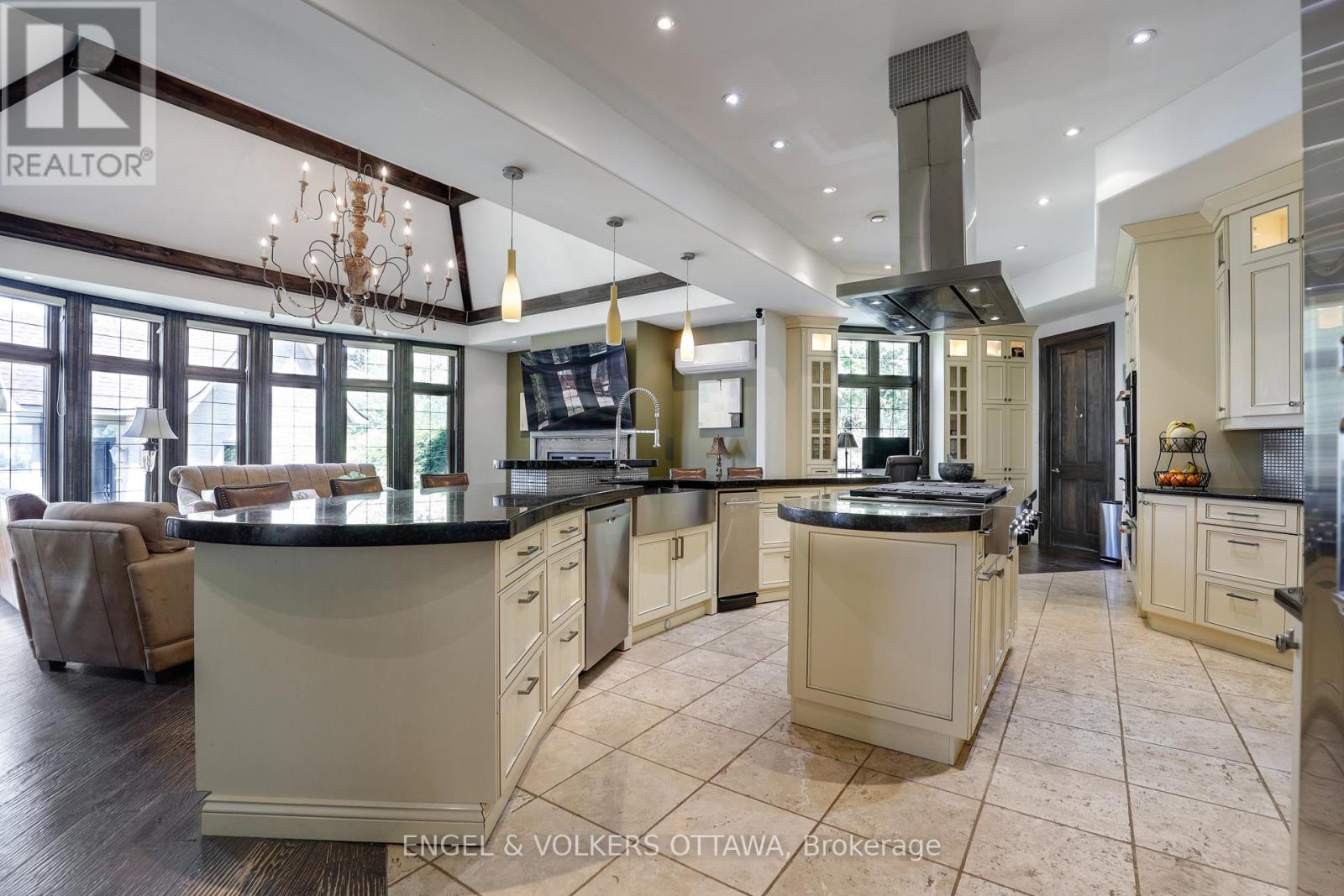 2892 Presquile Road, Alfred And Plantagenet, Ontario  K0B 1J0 - Photo 15 - X12982242