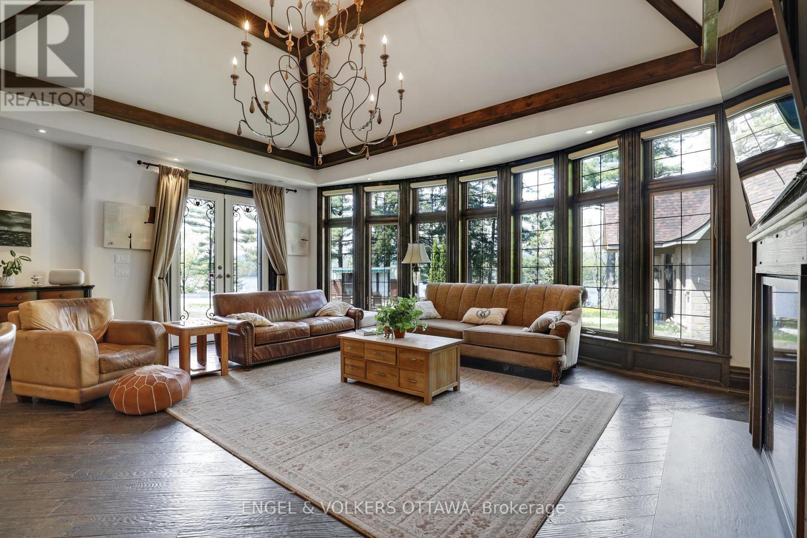 2892 Presquile Road, Alfred And Plantagenet, Ontario  K0B 1J0 - Photo 18 - X12982242