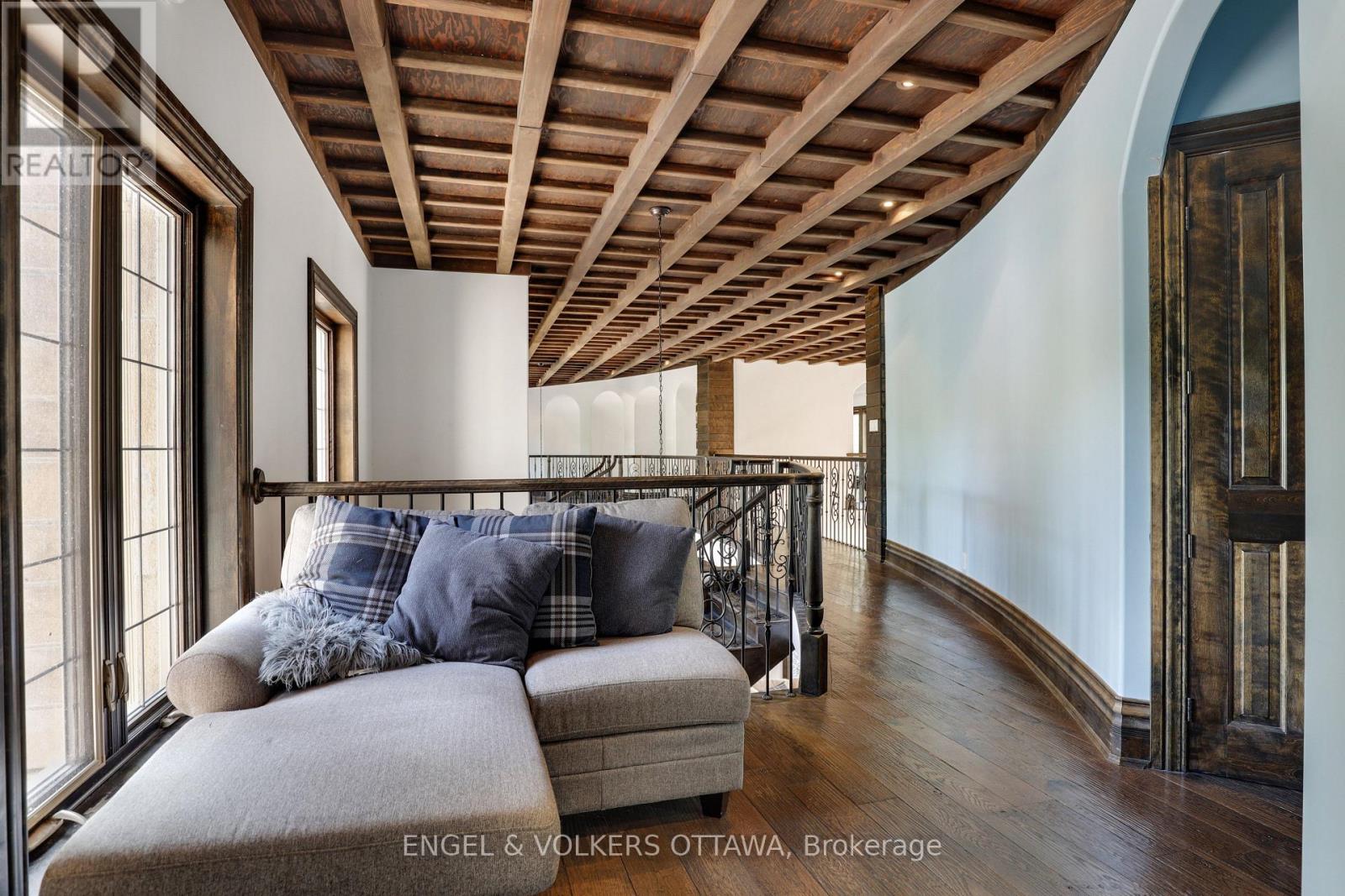 2892 Presquile Road, Alfred And Plantagenet, Ontario  K0B 1J0 - Photo 31 - X12982242