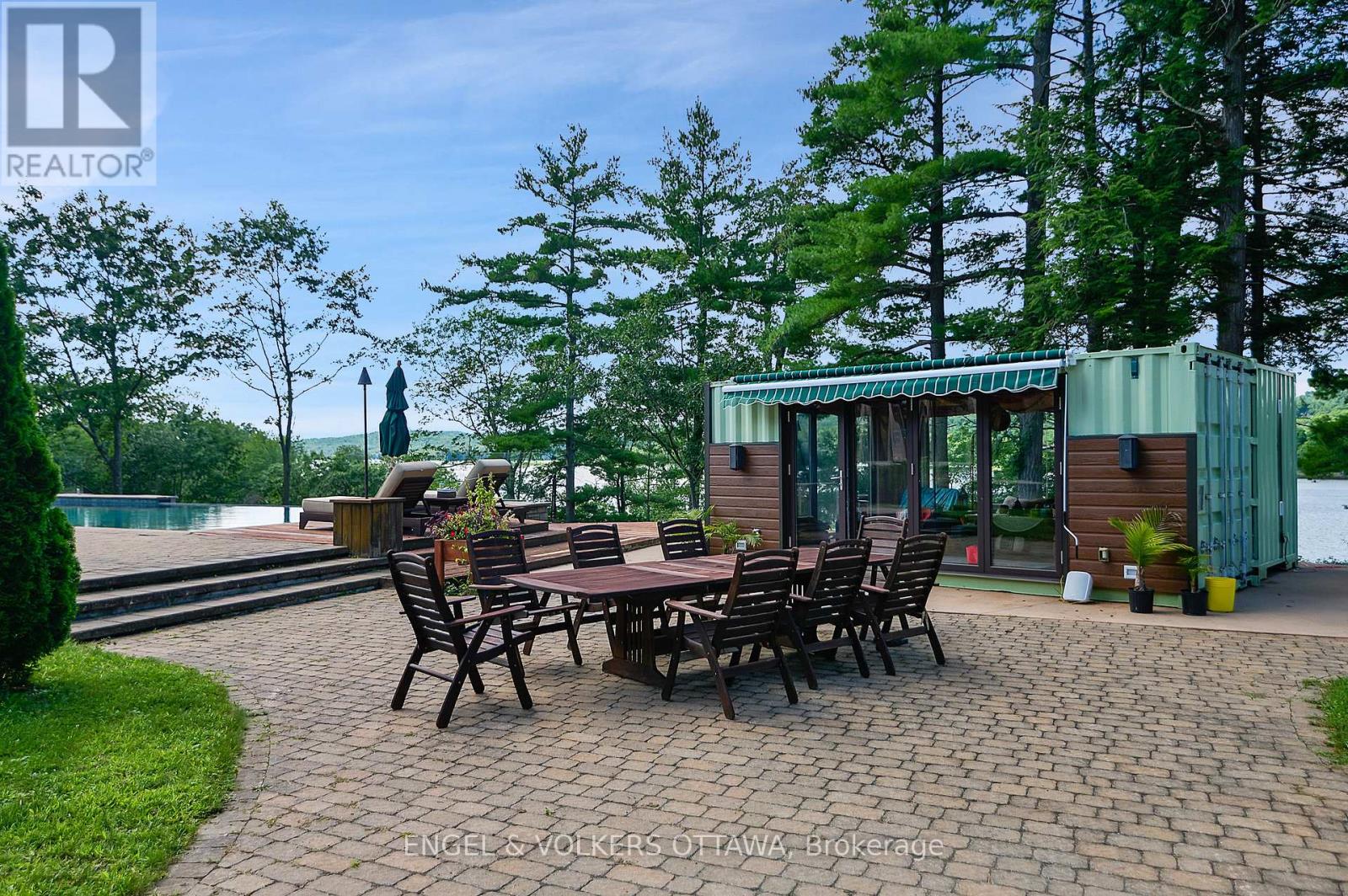 2892 Presquile Road, Alfred And Plantagenet, Ontario  K0B 1J0 - Photo 33 - X12982242