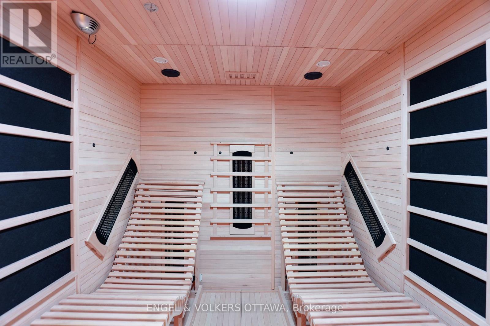 2892 Presquile Road, Alfred And Plantagenet, Ontario  K0B 1J0 - Photo 35 - X12982242