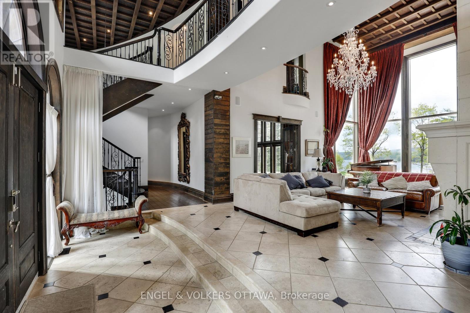 2892 Presquile Road, Alfred And Plantagenet, Ontario  K0B 1J0 - Photo 7 - X12982242