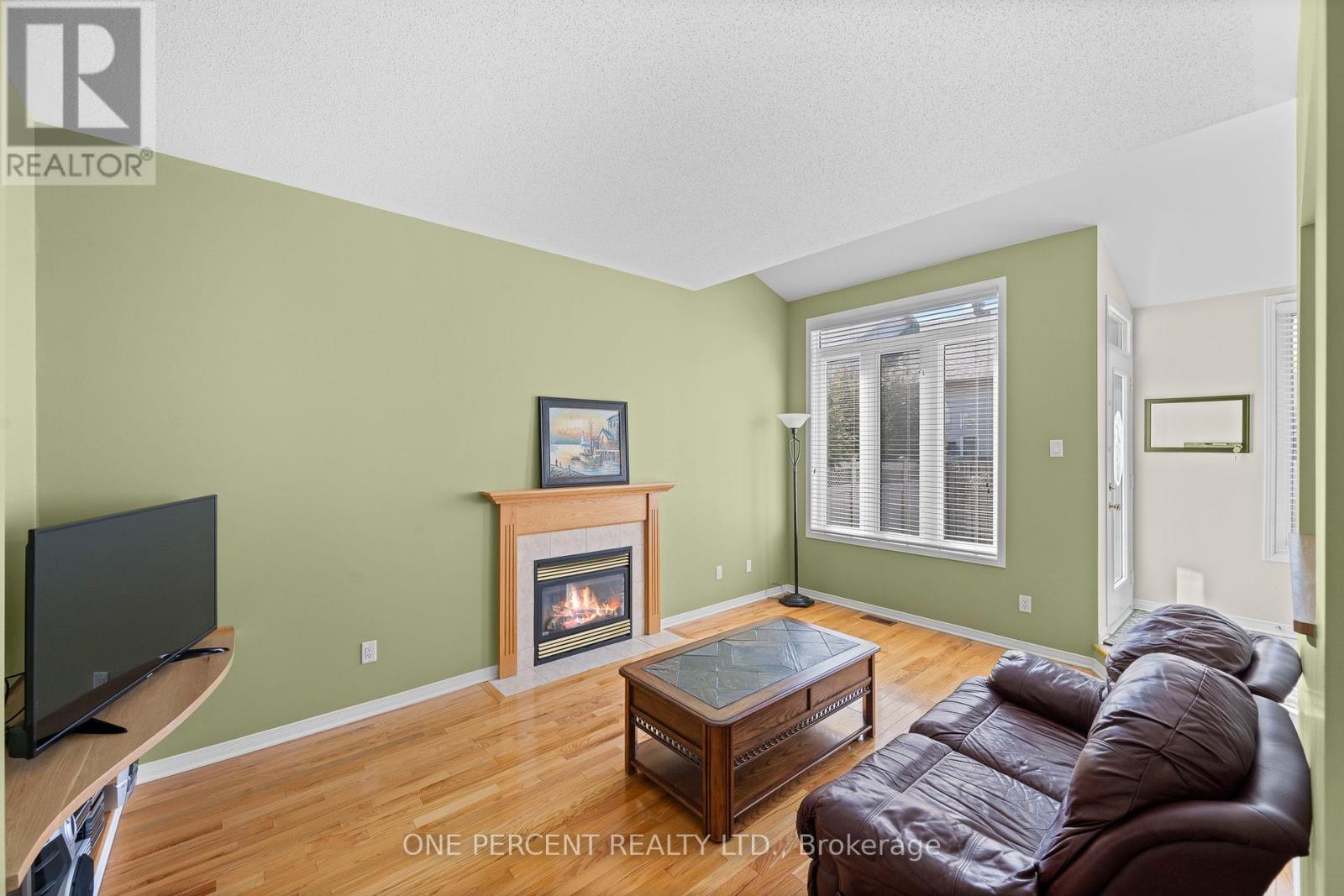 2113 Hallendale Street, Ottawa, Ontario  K4A 4S1 - Photo 11 - X12982256