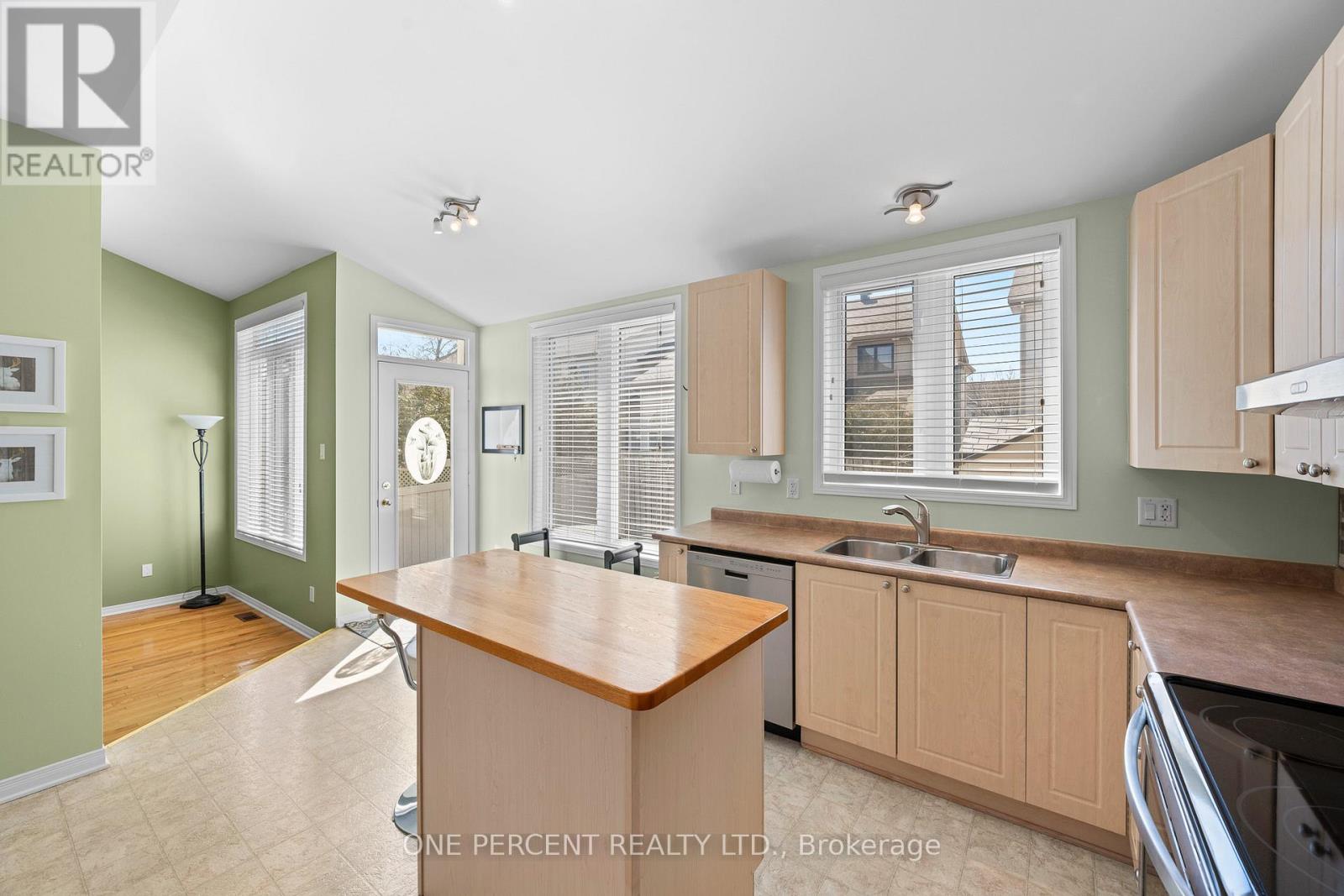 2113 Hallendale Street, Ottawa, Ontario  K4A 4S1 - Photo 17 - X12982256