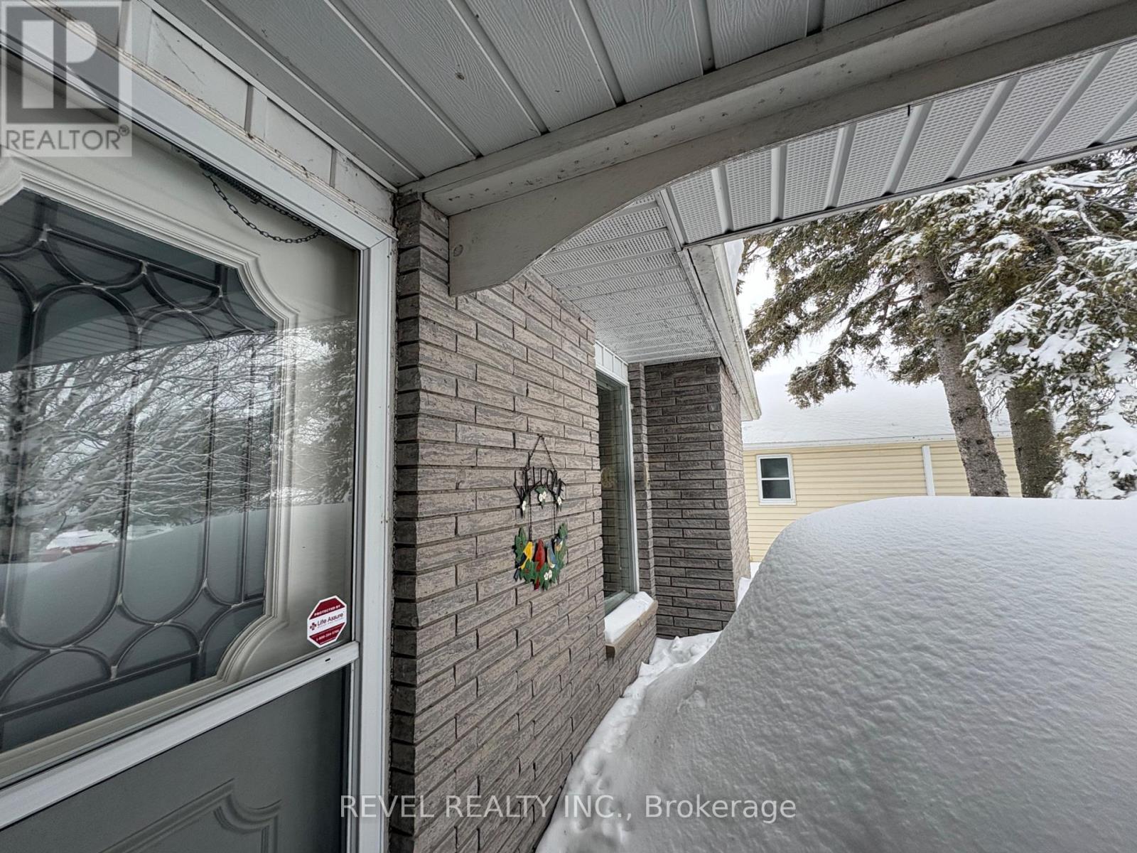 390 Seventeenth Avenue, Cochrane, Ontario  P0L 1C0 - Photo 5 - T12982070