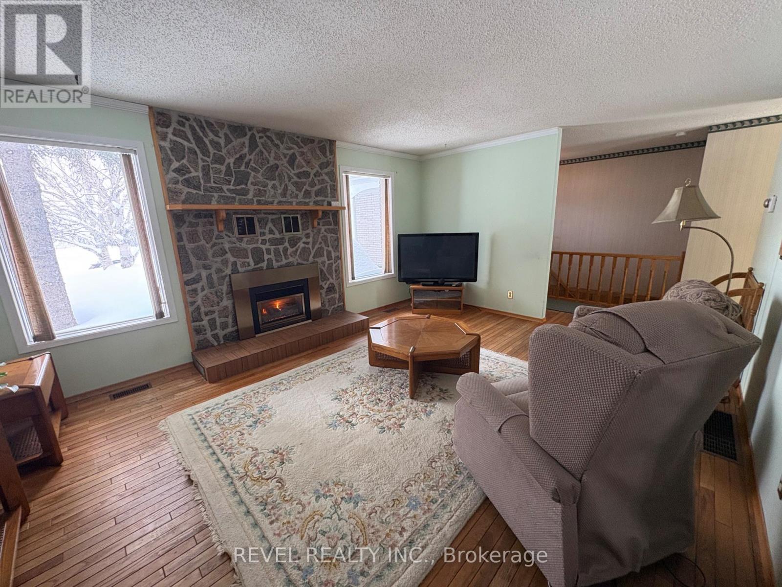 390 Seventeenth Avenue, Cochrane, Ontario  P0L 1C0 - Photo 9 - T12982070