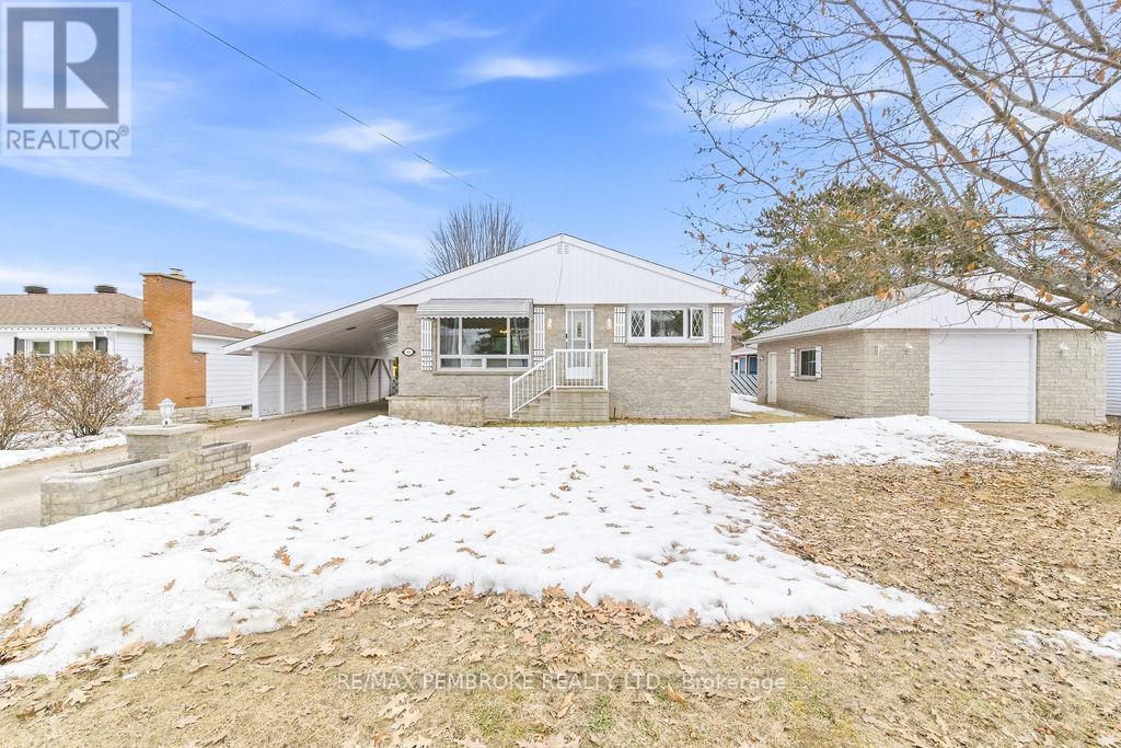 61 Church Street, Laurentian Hills, Ontario  K0J 1J0 - Photo 1 - X12982258