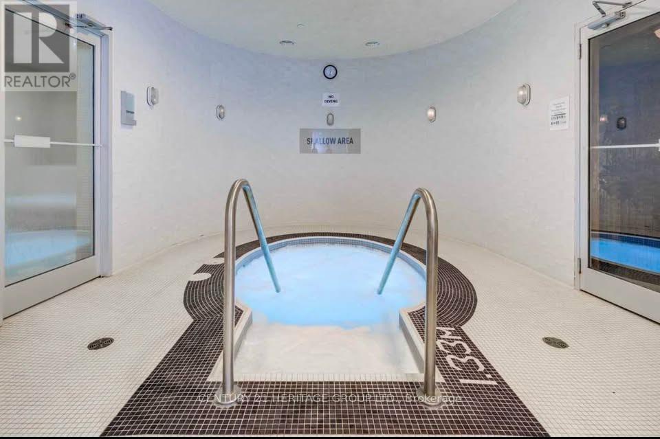 4701 - 12 York Street, Toronto, Ontario  M5J 0B1 - Photo 17 - C12971874