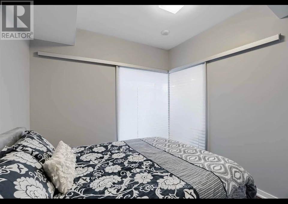 4701 - 12 York Street, Toronto, Ontario  M5J 0B1 - Photo 9 - C12971874