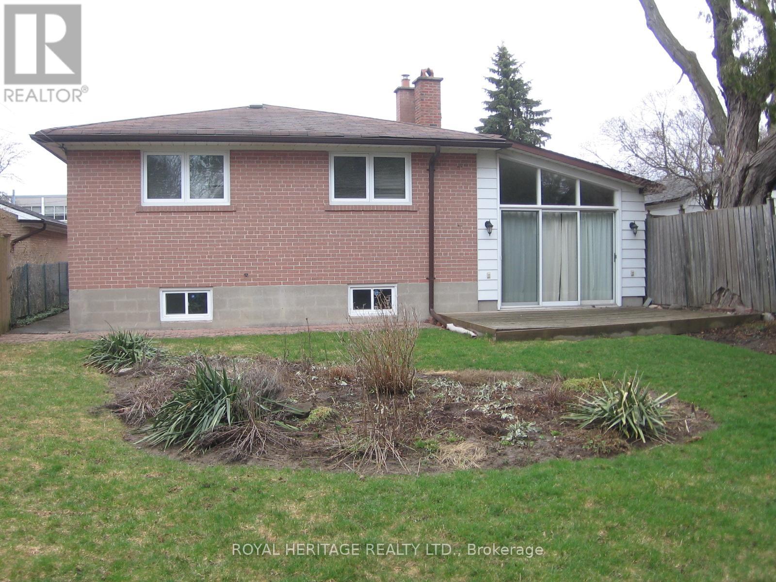 65 Bennett Road, Toronto, Ontario  M1E 3Y2 - Photo 7 - E12763092