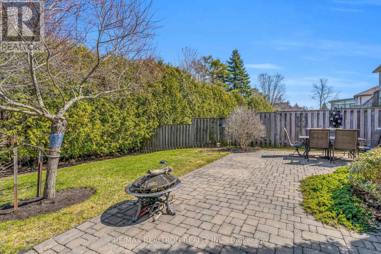 17 Marchant Circle, King, Ontario  L0G 1T0 - Photo 36 - N12978148
