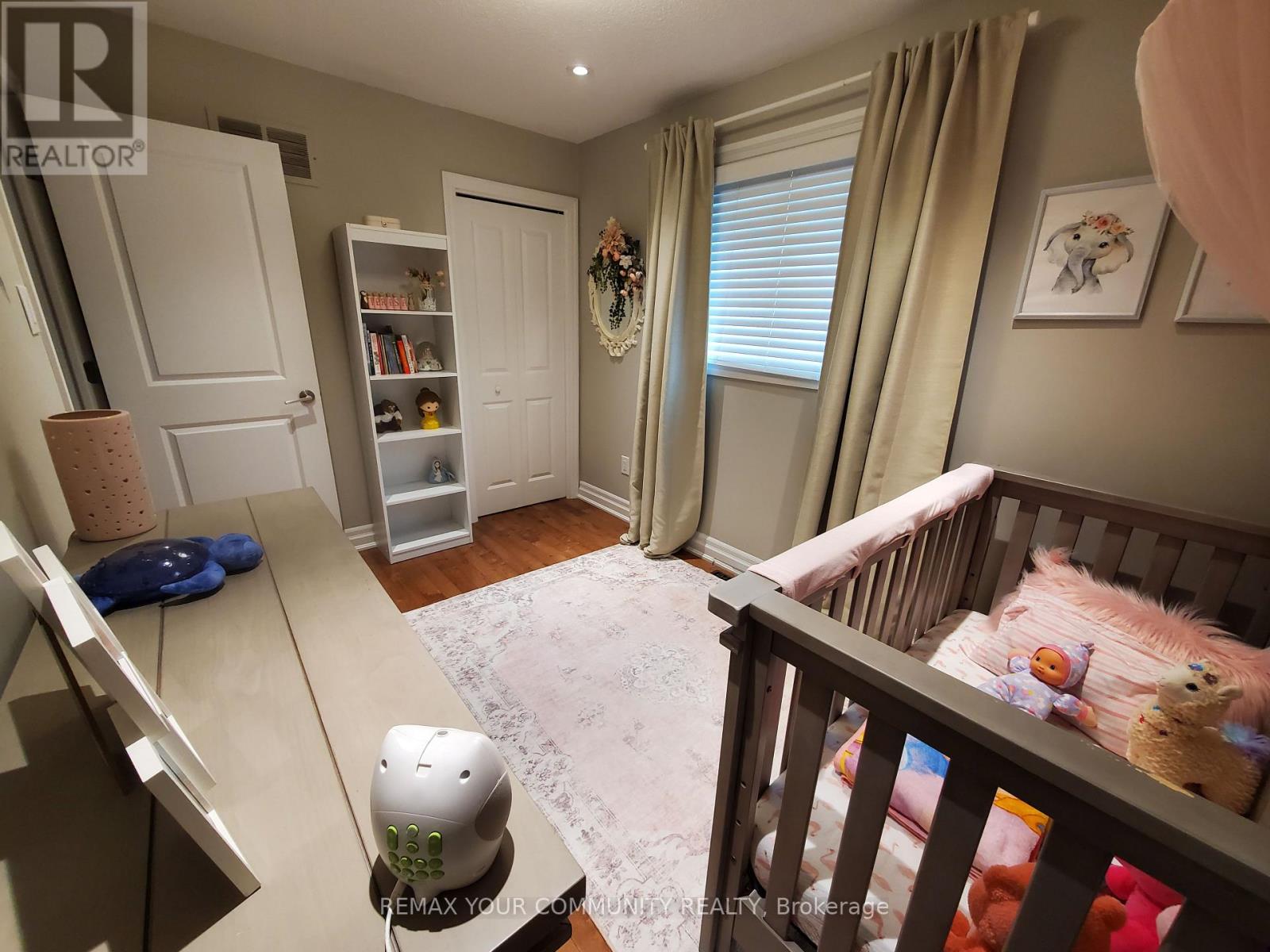 189 Aberdeen Avenue, Vaughan, Ontario  L4L 1C3 - Photo 7 - N12979756