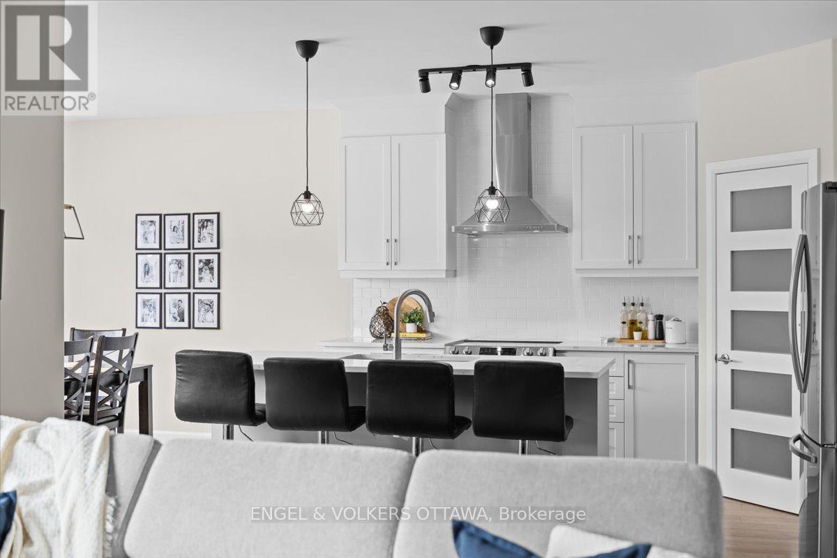 624 GENEVA CRESCENT, Russell, Ontario