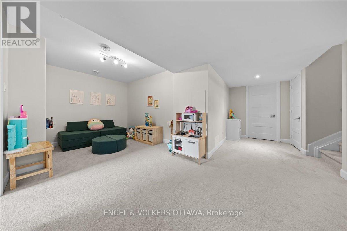 624 Geneva Crescent, Russell, Ontario  K0A 1W0 - Photo 38 - X12822734