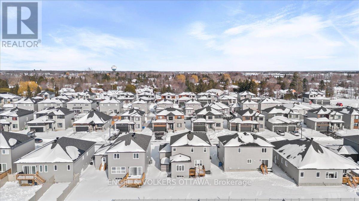 624 Geneva Crescent, Russell, Ontario  K0A 1W0 - Photo 43 - X12822734