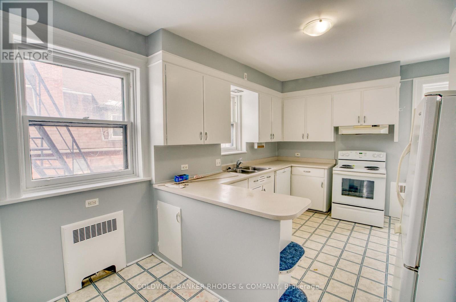 505 O'connor Street, Ottawa, Ontario  K1S 1Y8 - Photo 13 - X12931186