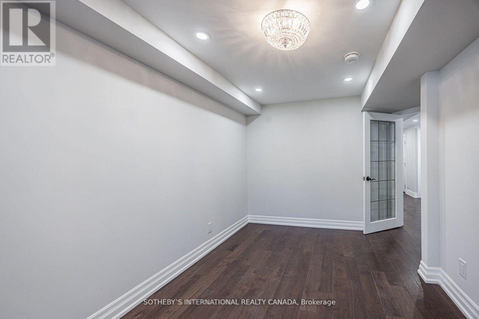 Bsmnt - 942 Fletcher Valley Crescent, Mississauga (Clarkson), Ontario  L5J 2X7 - Photo 19 - W12977982