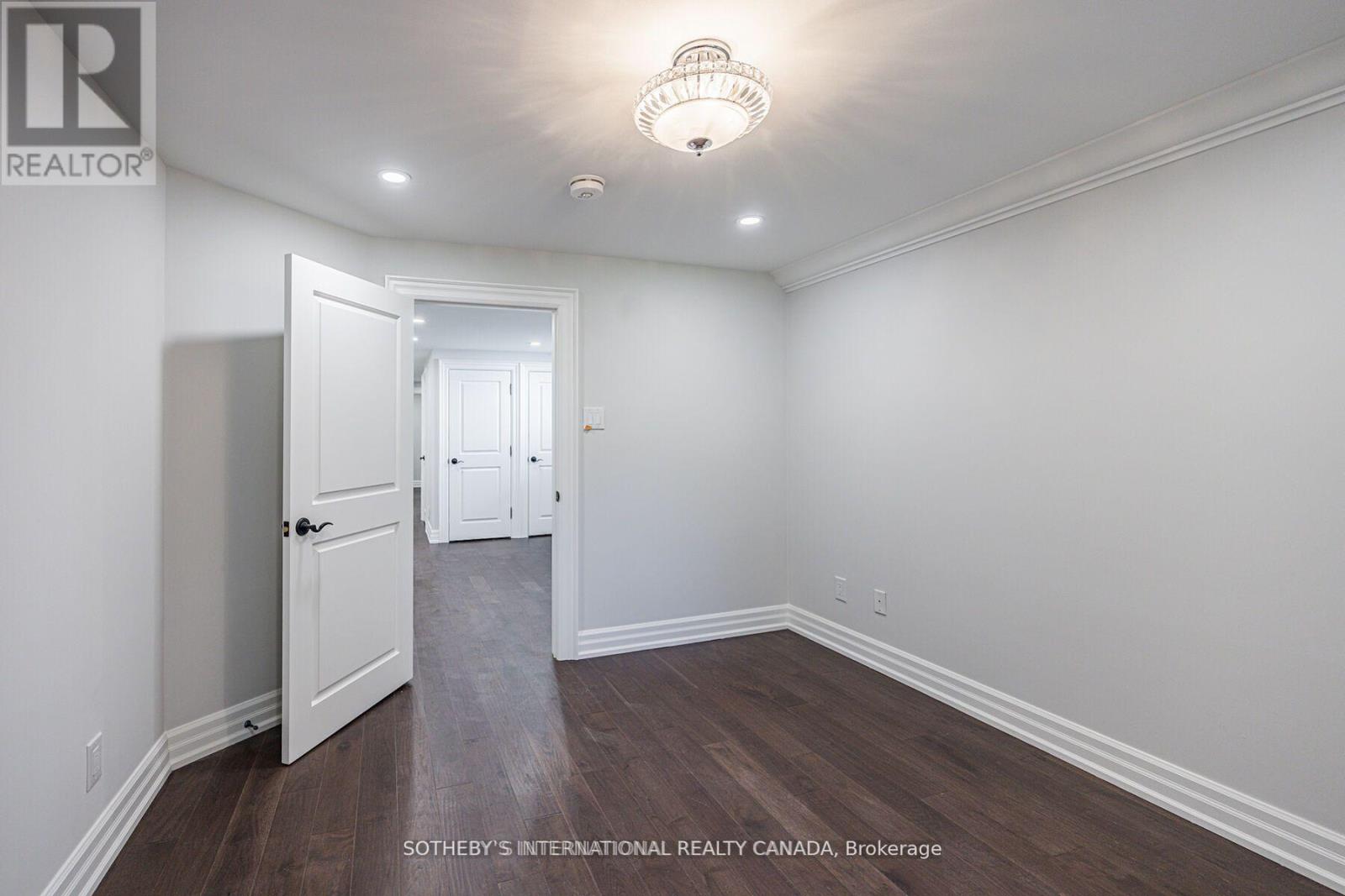 Bsmnt - 942 Fletcher Valley Crescent, Mississauga (Clarkson), Ontario  L5J 2X7 - Photo 16 - W12977982