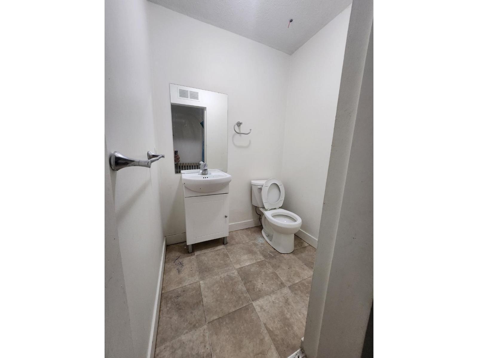 32995 1st Avenue, Mission, British Columbia  V2V 1G1 - Photo 9 - C8077715