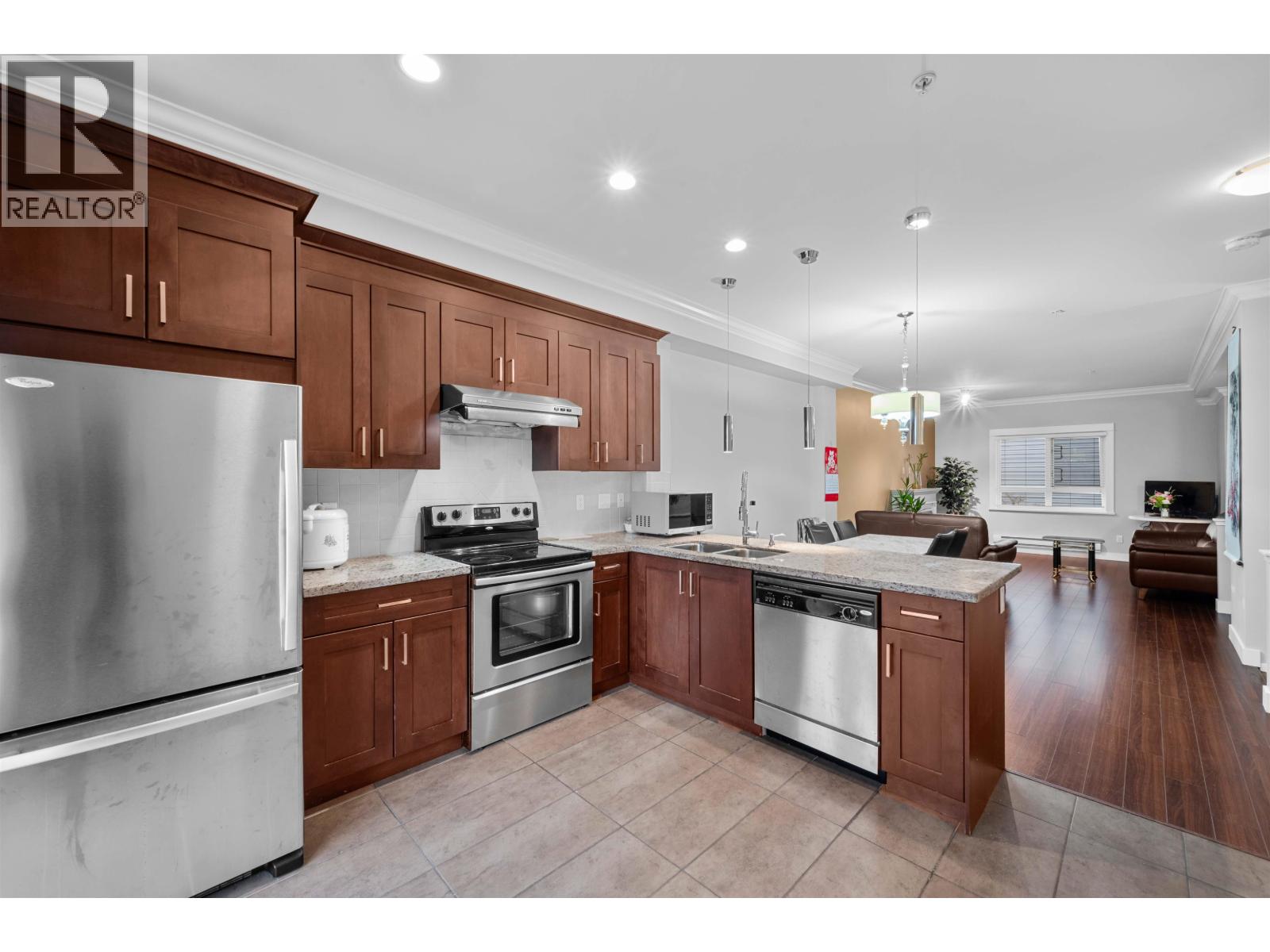 25 1130 Ewen Avenue, New Westminster, British Columbia  V3M 5E4 - Photo 7 - R3085409