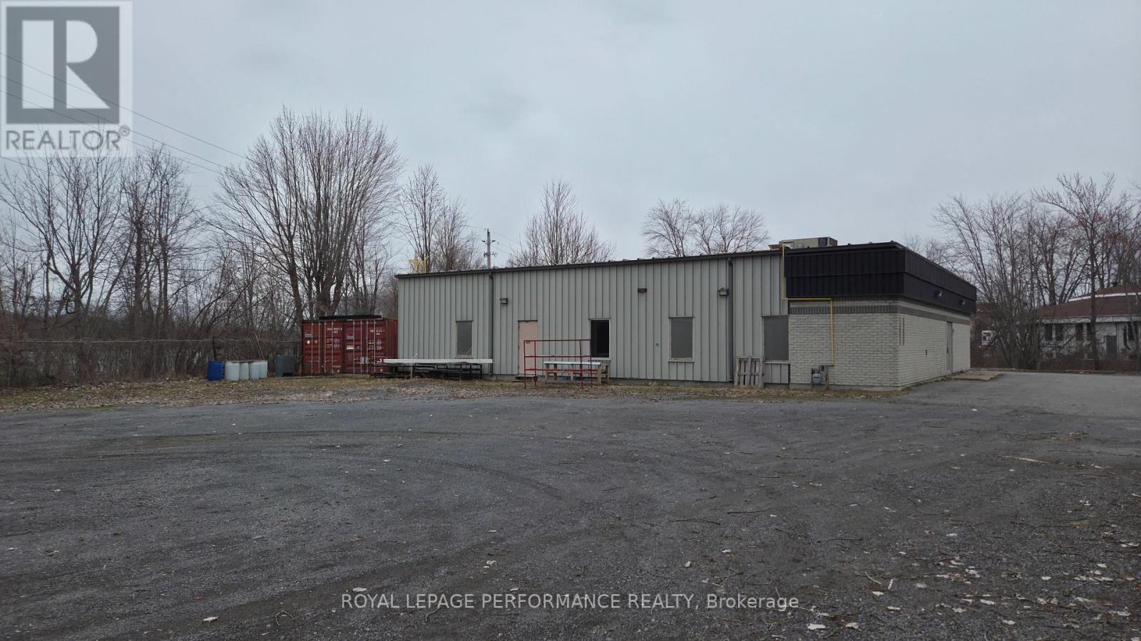 57 Main Street W, Hawkesbury, Ontario  K6A 2H3 - Photo 3 - X12982046