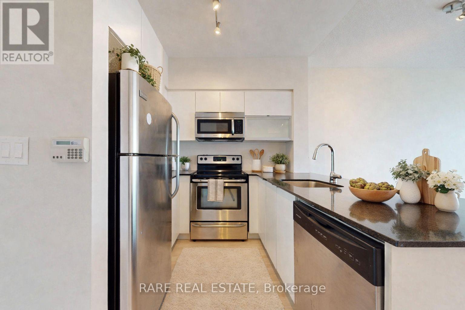 2402 - 150 East Liberty Street, Toronto, Ontario  M6K 3R5 - Photo 4 - C12978380