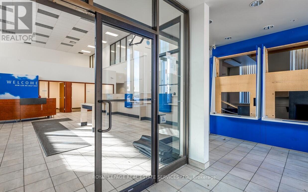 31 King Street, St. Catharines (Downtown), Ontario  L2R 3H1 - Photo 3 - X12973510