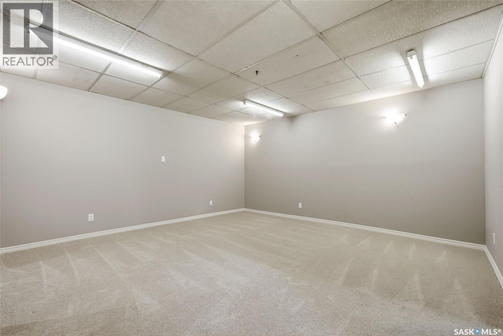 2102 Cunning Crescent, Regina, Saskatchewan  S4V 0M8 - Photo 26 - SK032459