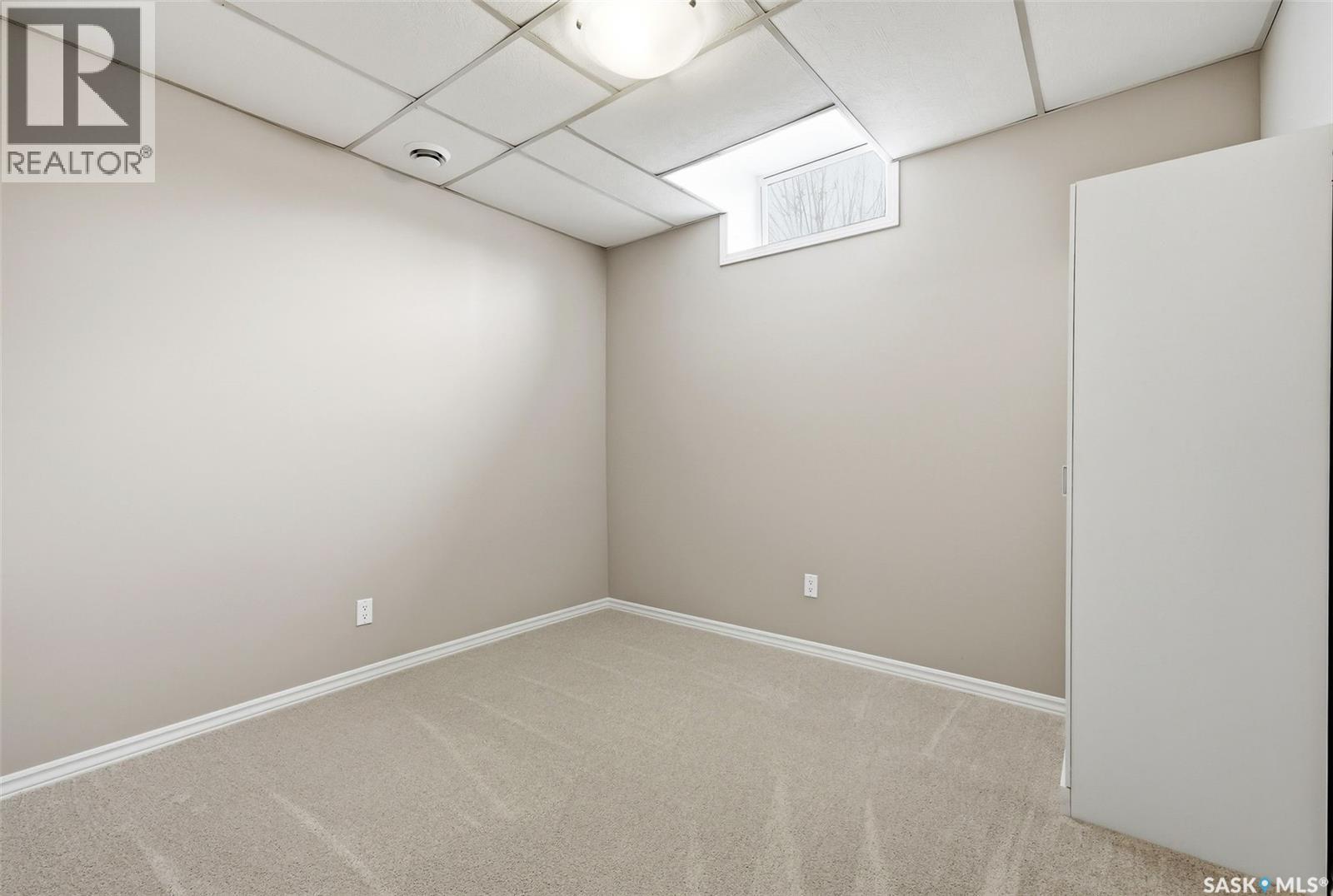 2102 Cunning Crescent, Regina, Saskatchewan  S4V 0M8 - Photo 32 - SK032459