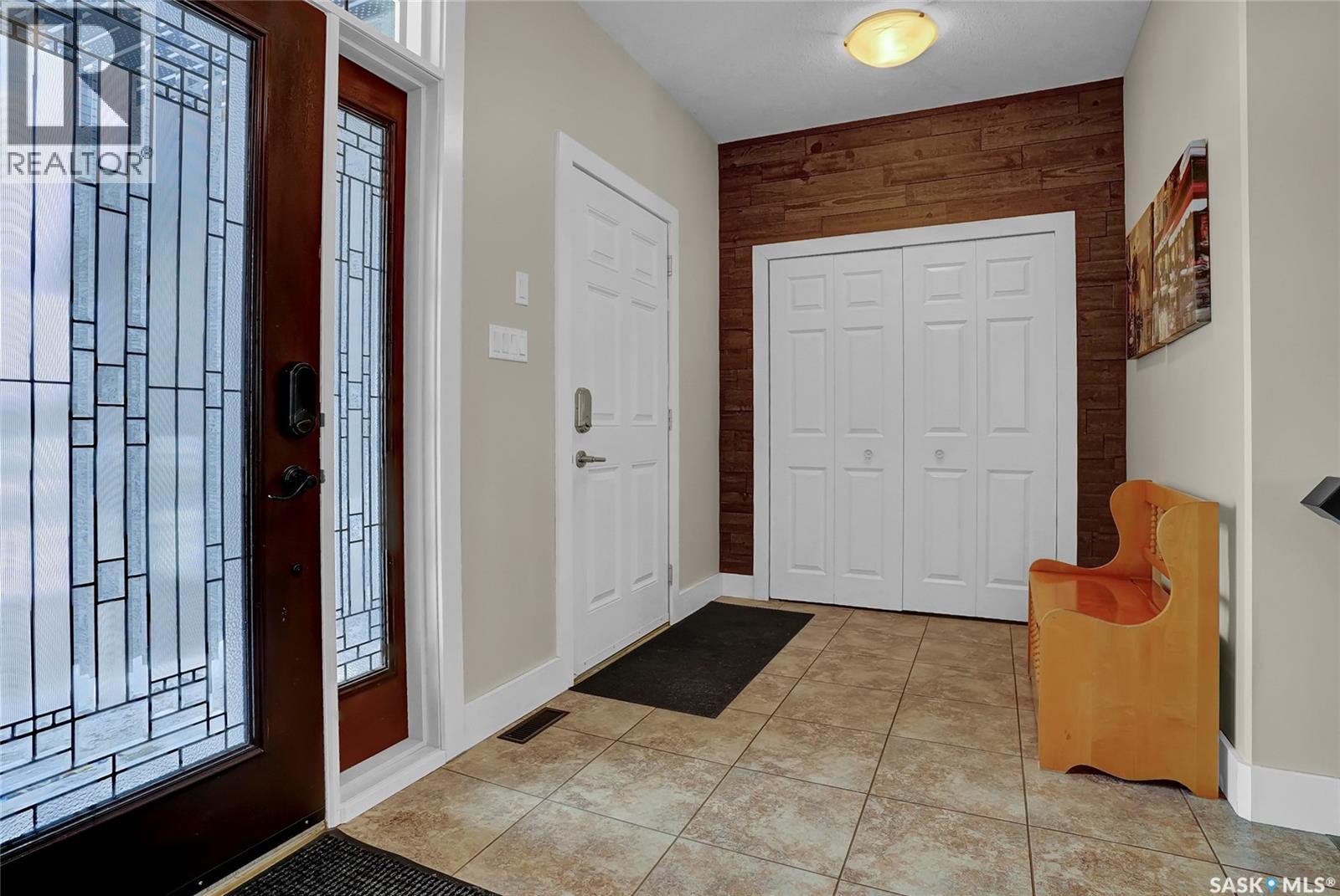 262 Blue Sage Drive, Moose Jaw, Saskatchewan  S6J 1N5 - Photo 5 - SK032434