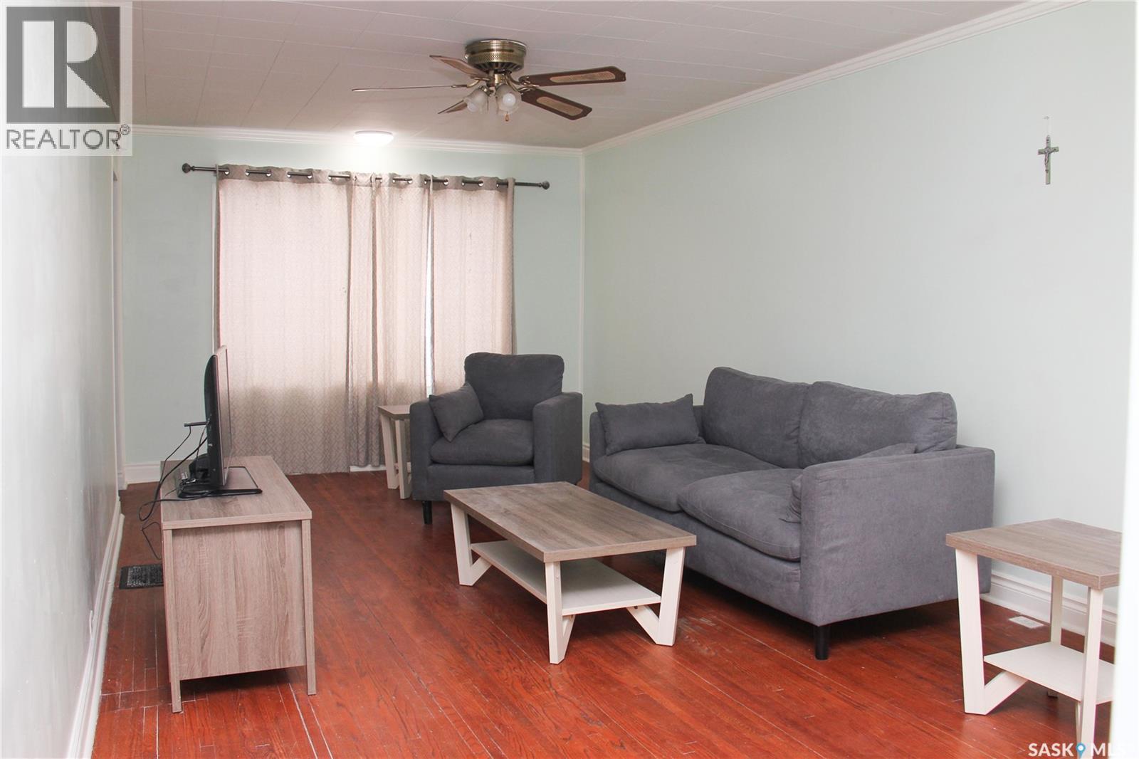 3007 Dewdney Avenue, Regina, Saskatchewan  S4T 0Y3 - Photo 10 - SK032328