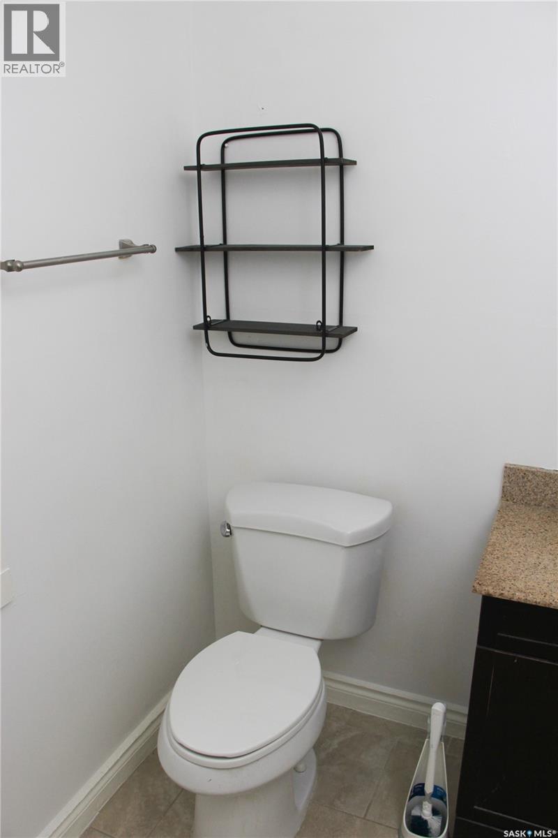 3007 Dewdney Avenue, Regina, Saskatchewan  S4T 0Y3 - Photo 23 - SK032328