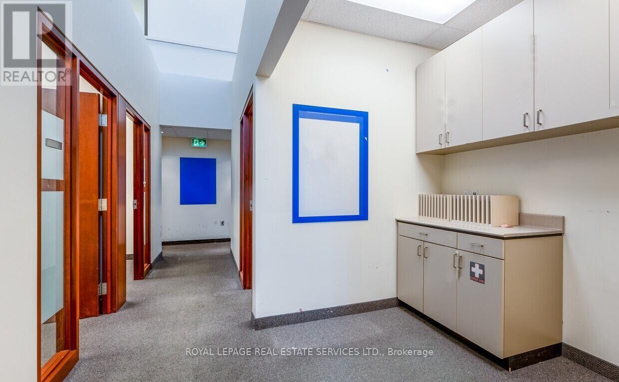 31 King Street, St. Catharines (Downtown), Ontario  L2R 3H1 - Photo 12 - X12973510