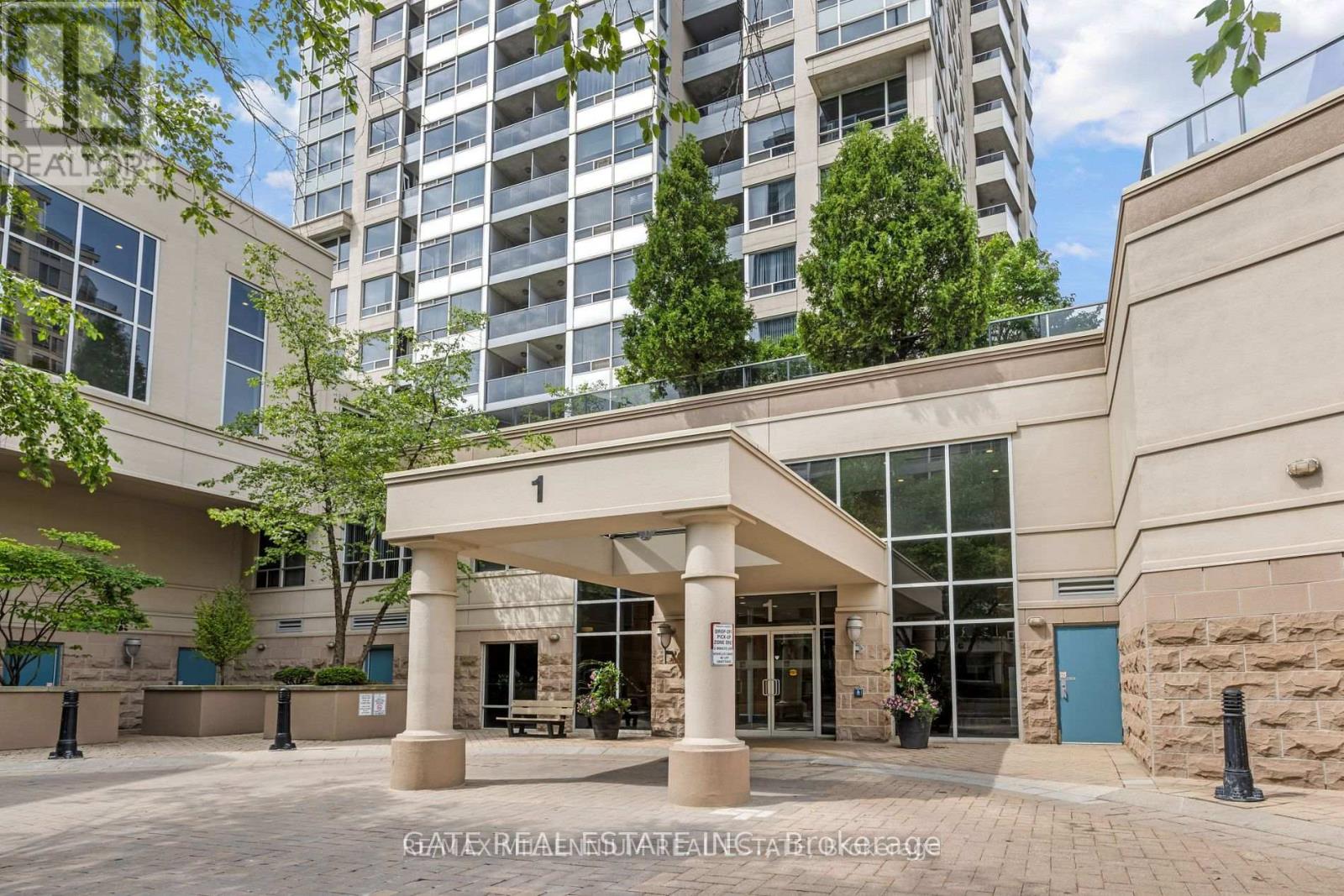 1905 - 1 Rean Drive, Toronto, Ontario  M2K 3C1 - Photo 2 - C12981924