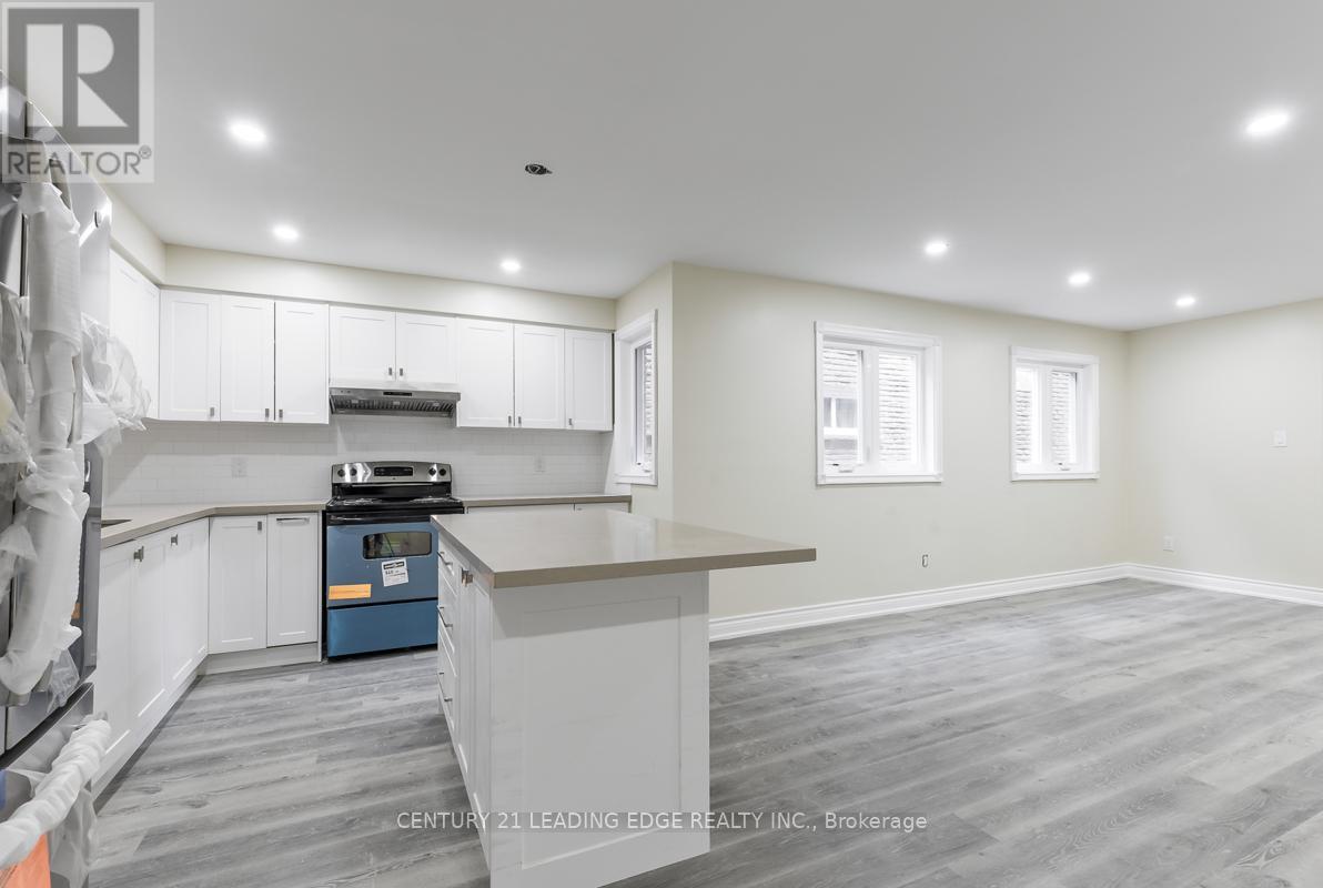 Main Fl & 2nd Fl - 16 Medaca Street, Toronto, Ontario  M2J 3A7 - Photo 3 - C12981932