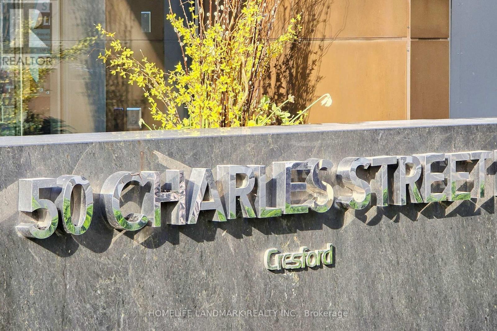 3302 - 50 Charles Street E, Toronto, Ontario  M4Y 1T1 - Photo 2 - C12982094