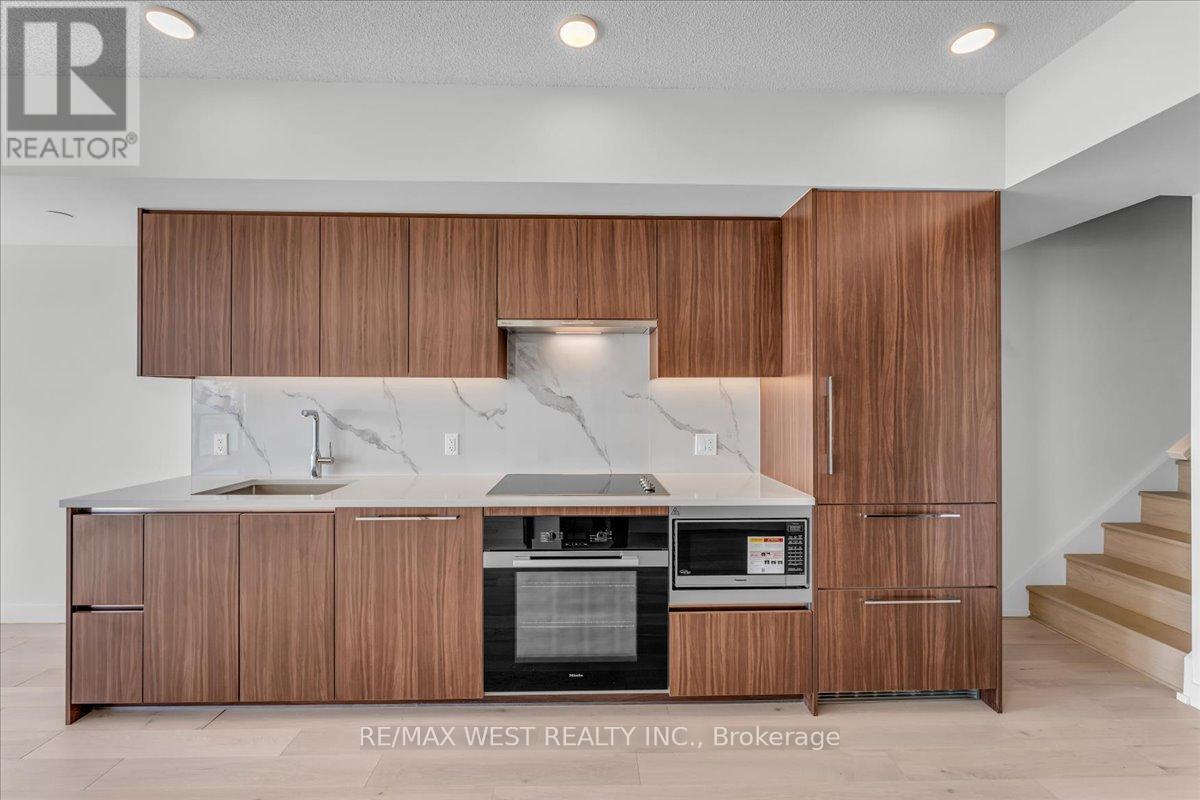 5709 - 1 Concord Cityplace Way, Toronto, Ontario  M5V 0X3 - Photo 7 - C12982098