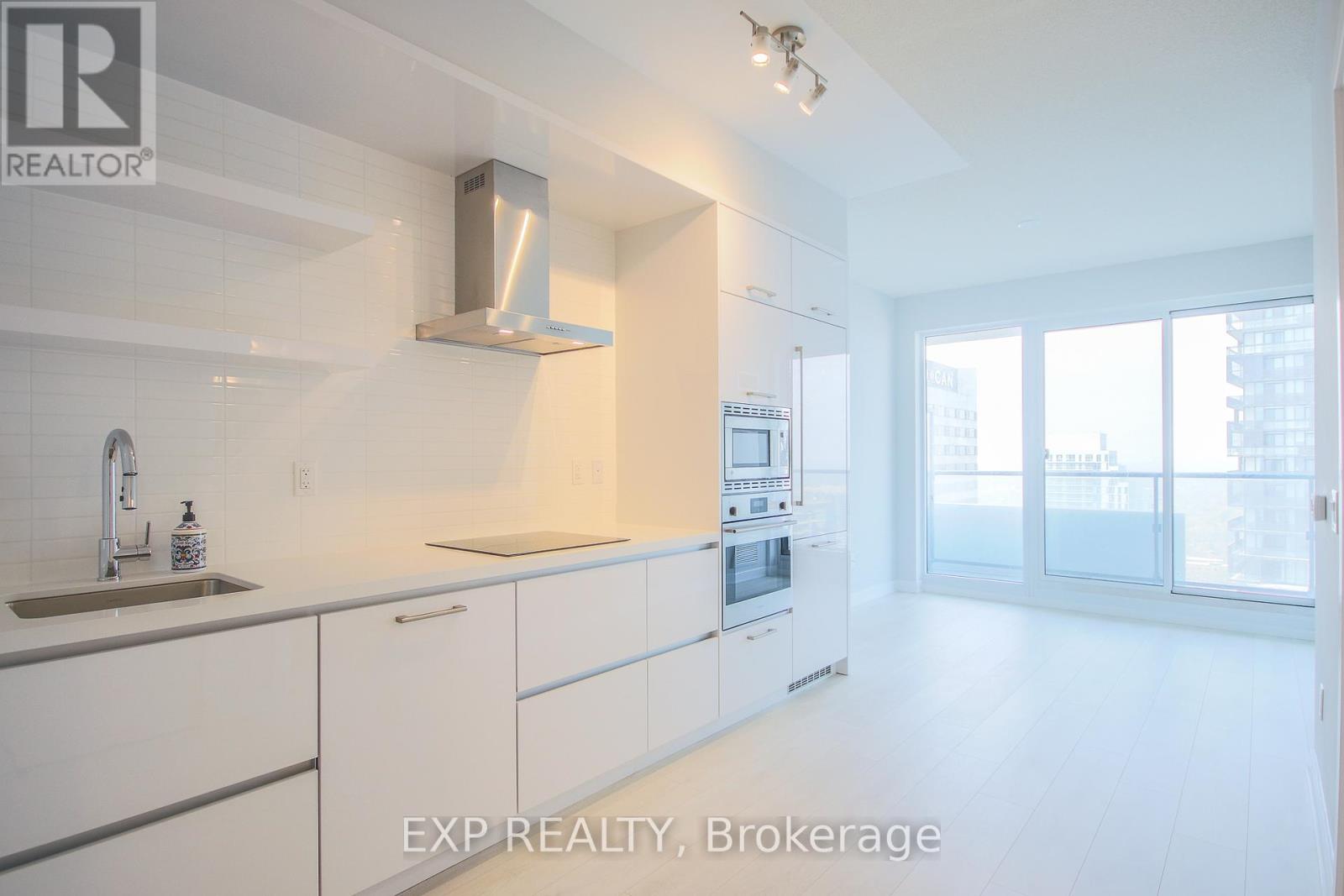 3410 - 2221 YONGE STREET, Toronto, Ontario