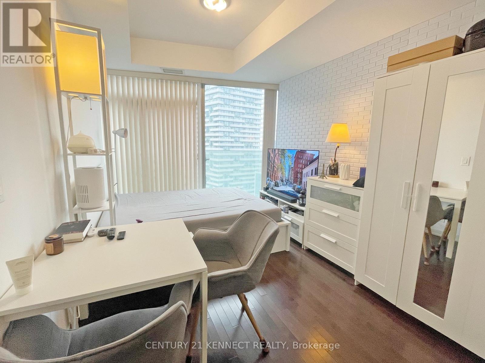 4802 - 14 York Street, Toronto, Ontario  M5J 2Z2 - Photo 3 - C12982170