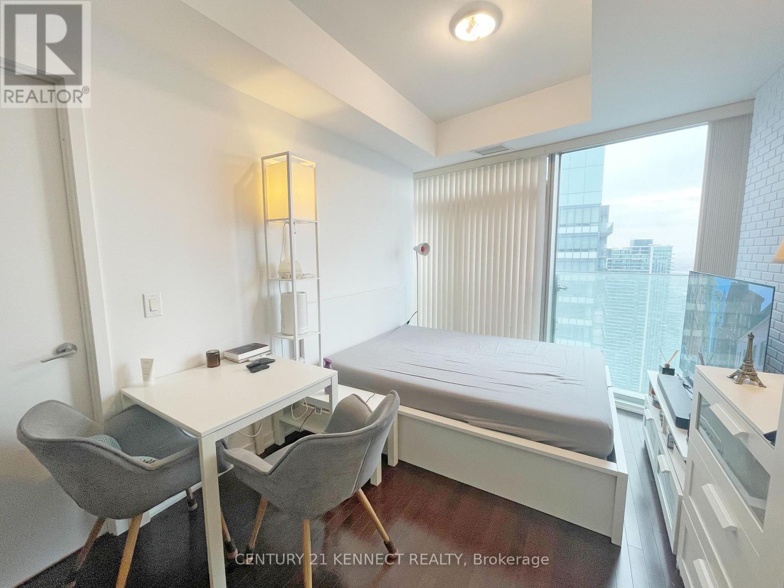 4802 - 14 York Street, Toronto, Ontario  M5J 2Z2 - Photo 4 - C12982170