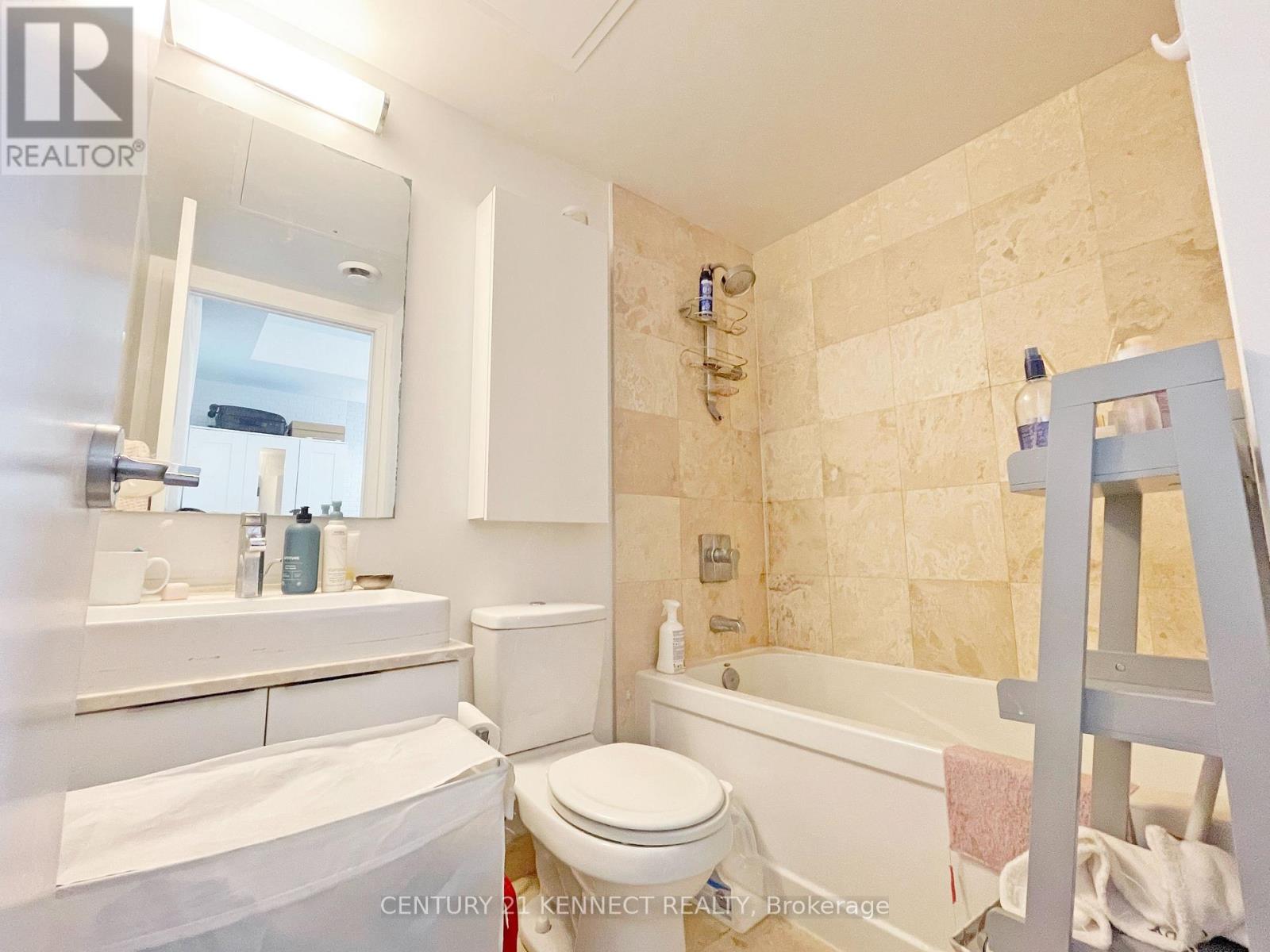 4802 - 14 York Street, Toronto, Ontario  M5J 2Z2 - Photo 9 - C12982170