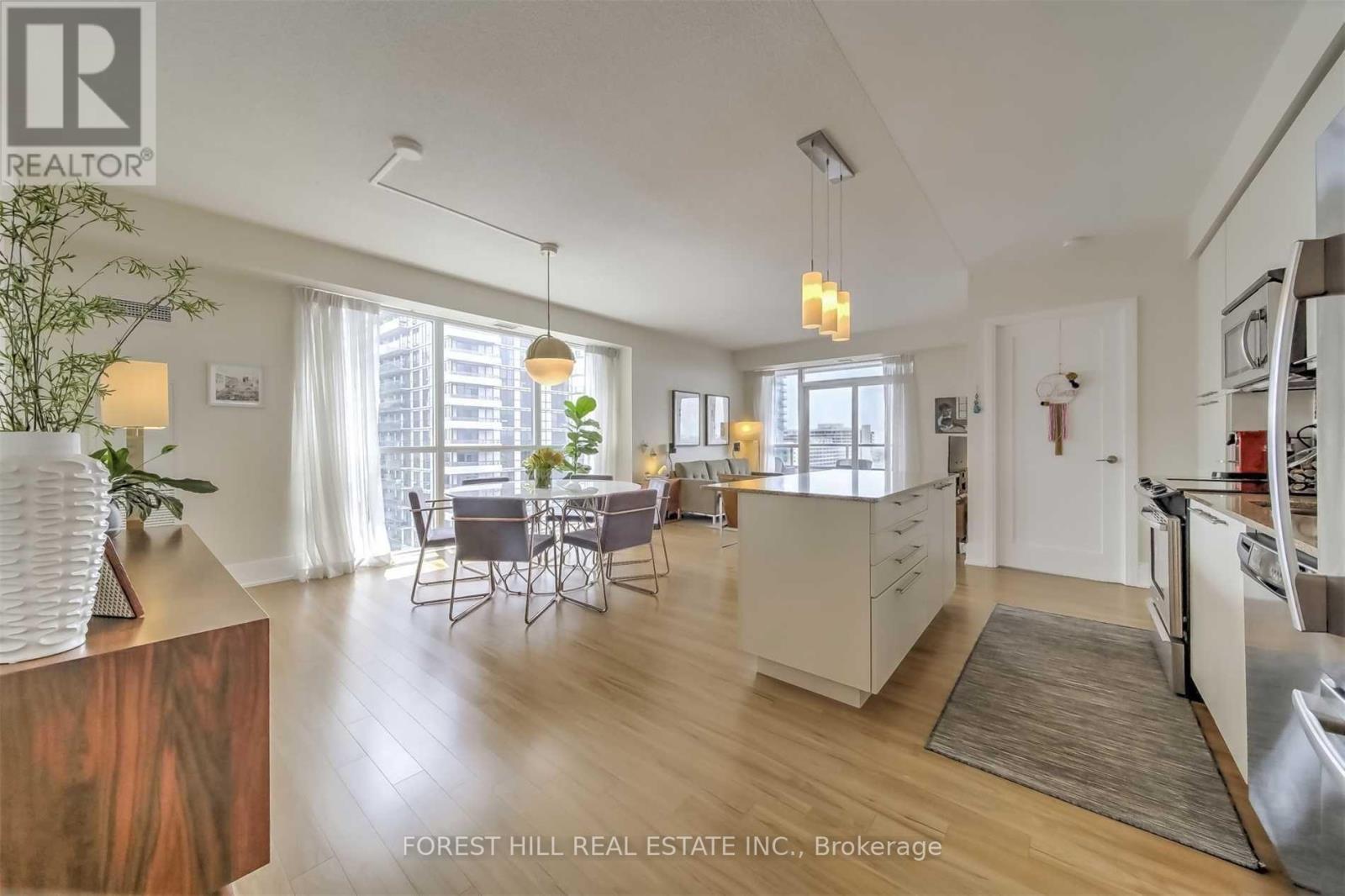 1709 - 25 Broadway Avenue, Toronto, Ontario  M4P 1T7 - Photo 4 - C12982252