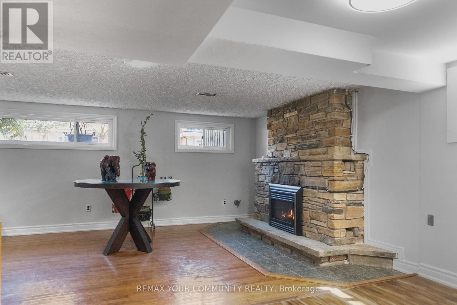 Lower - 2 Emmeline Crescent, Toronto, Ontario  M1S 1L2 - Photo 3 - E12982254