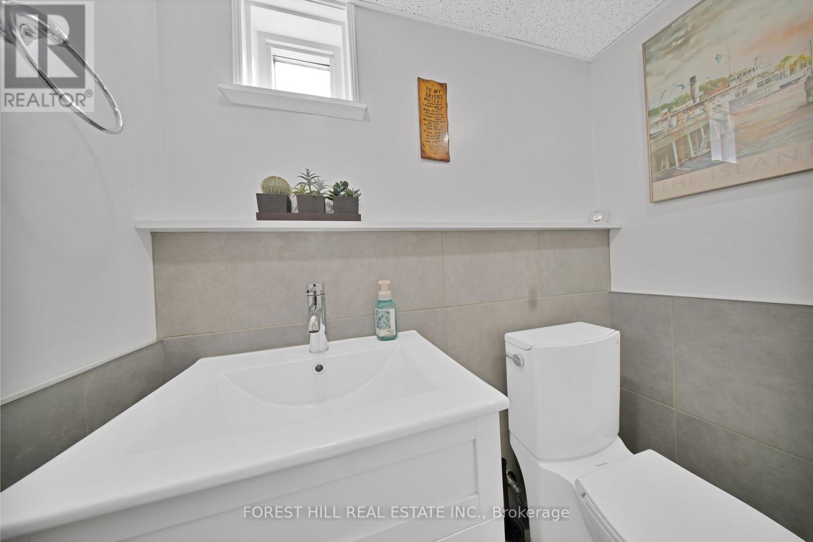 34 Edge Park Avenue, Toronto, Ontario  M1L 2E6 - Photo 44 - E12982296