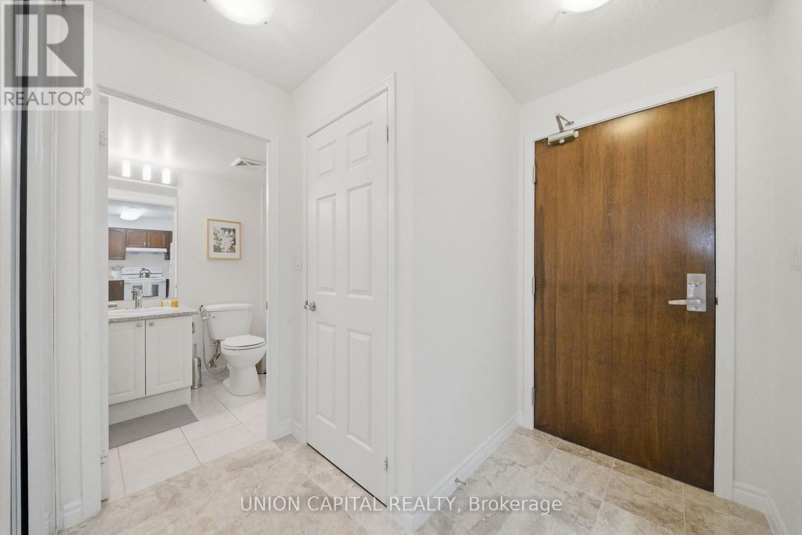 211 - 35 Hollywood Avenue, Toronto, Ontario  M2N 0A9 - Photo 23 - C12975548