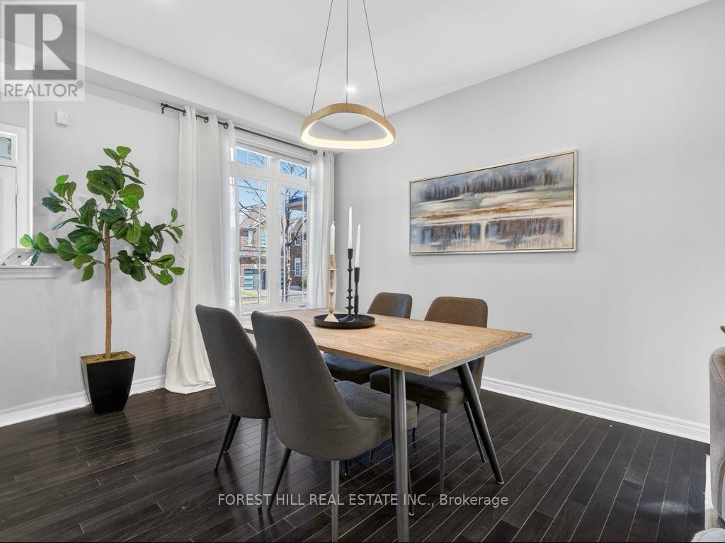 12 Wallenberg Drive, Vaughan, Ontario  L6A 4M1 - Photo 6 - N12974316