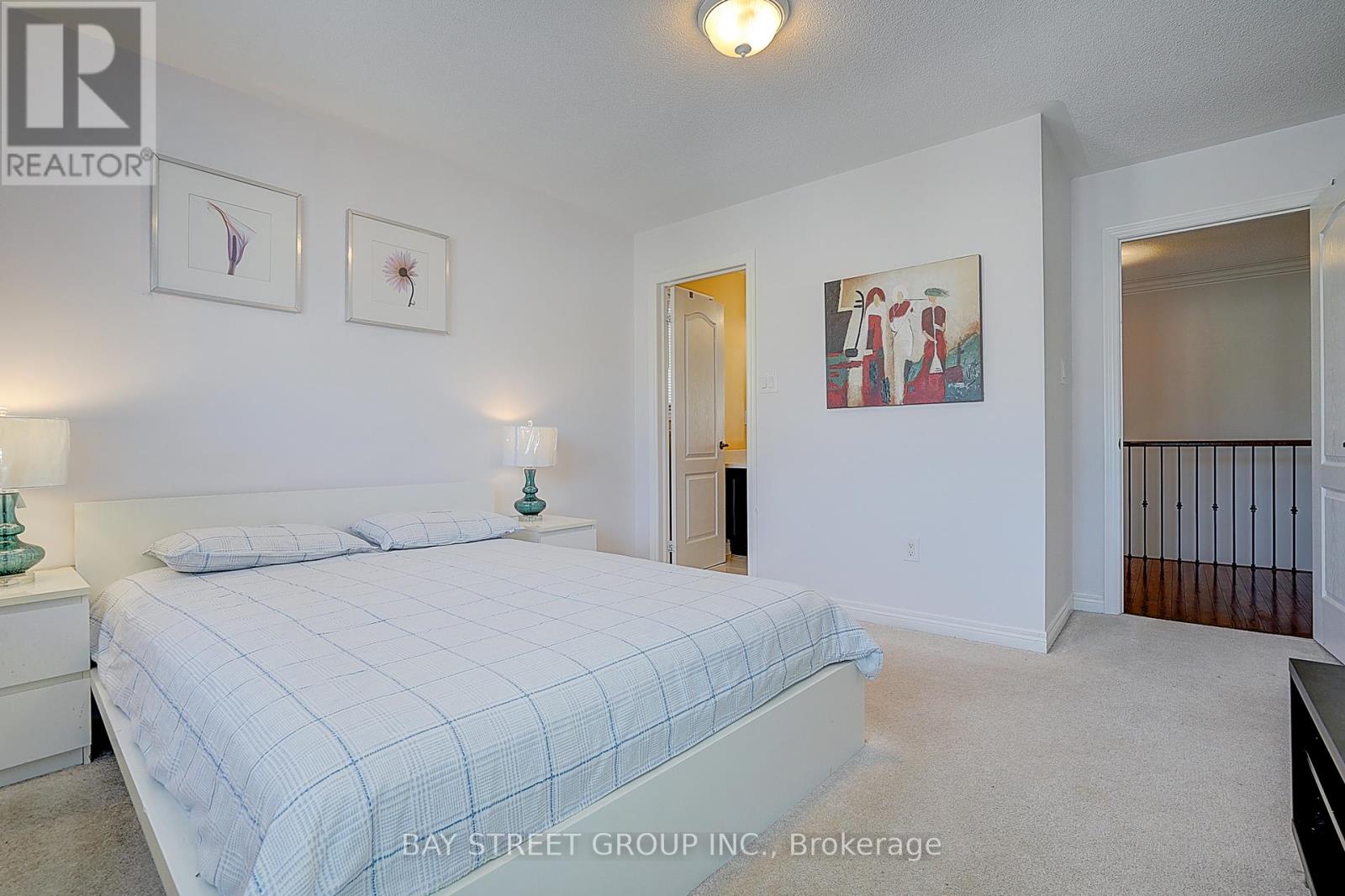 90 Gable Avenue N, Markham, Ontario  L6C 2W6 - Photo 38 - N12976604